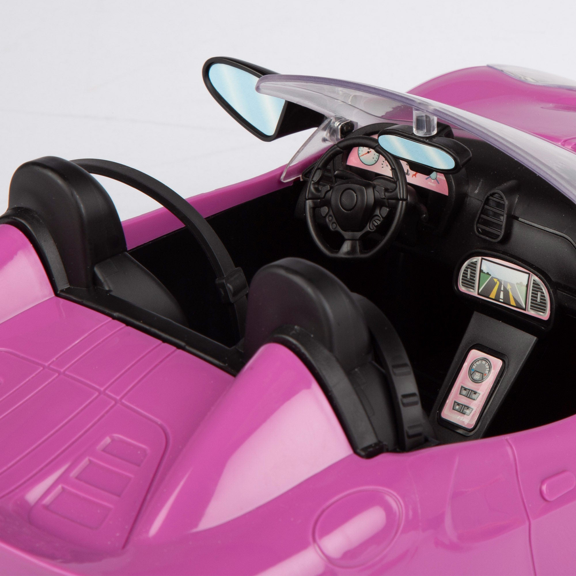 Muñeca con coche deportivo y accesorios Isabella