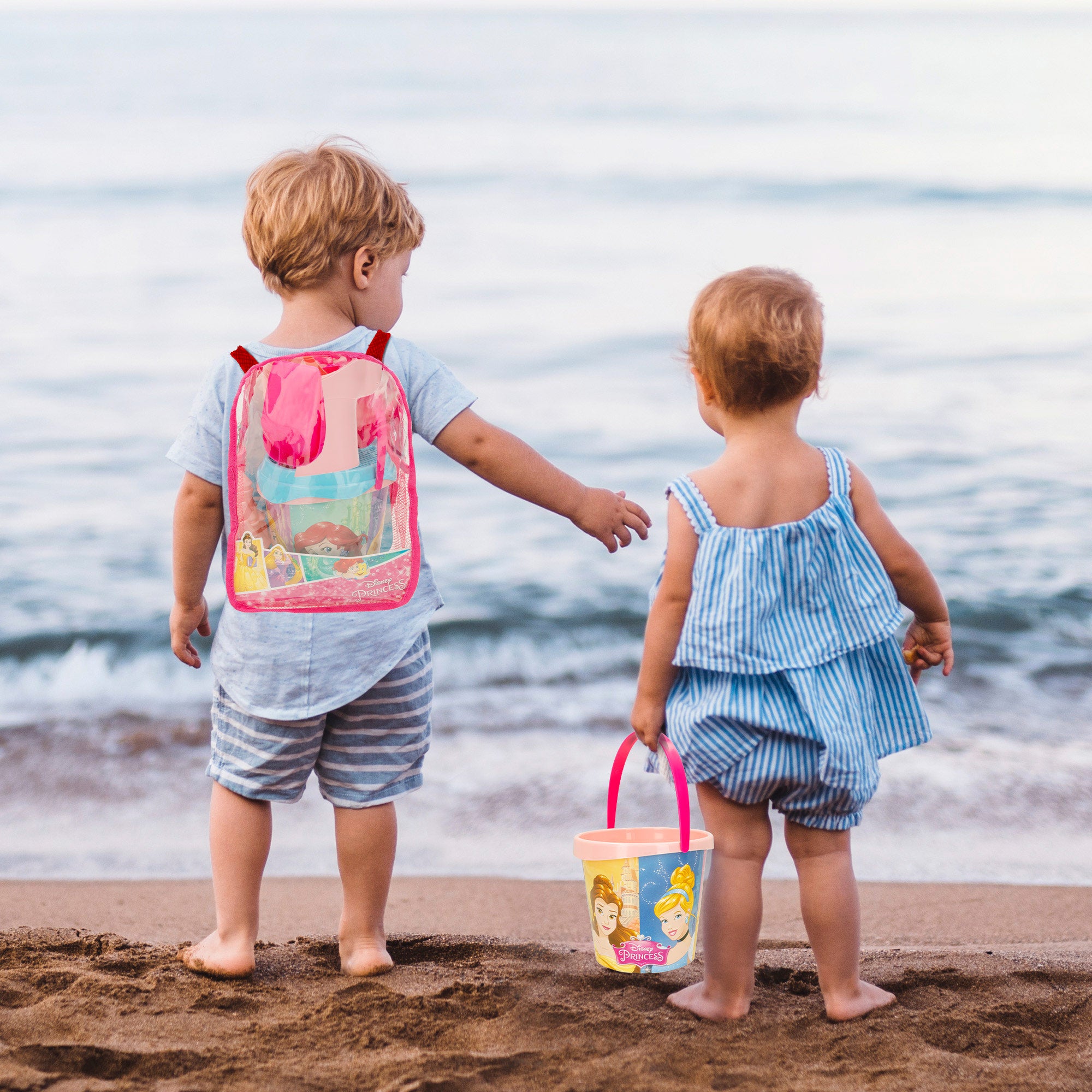 Disney Princess Set cubo de playa con accesorios y mochila transporte