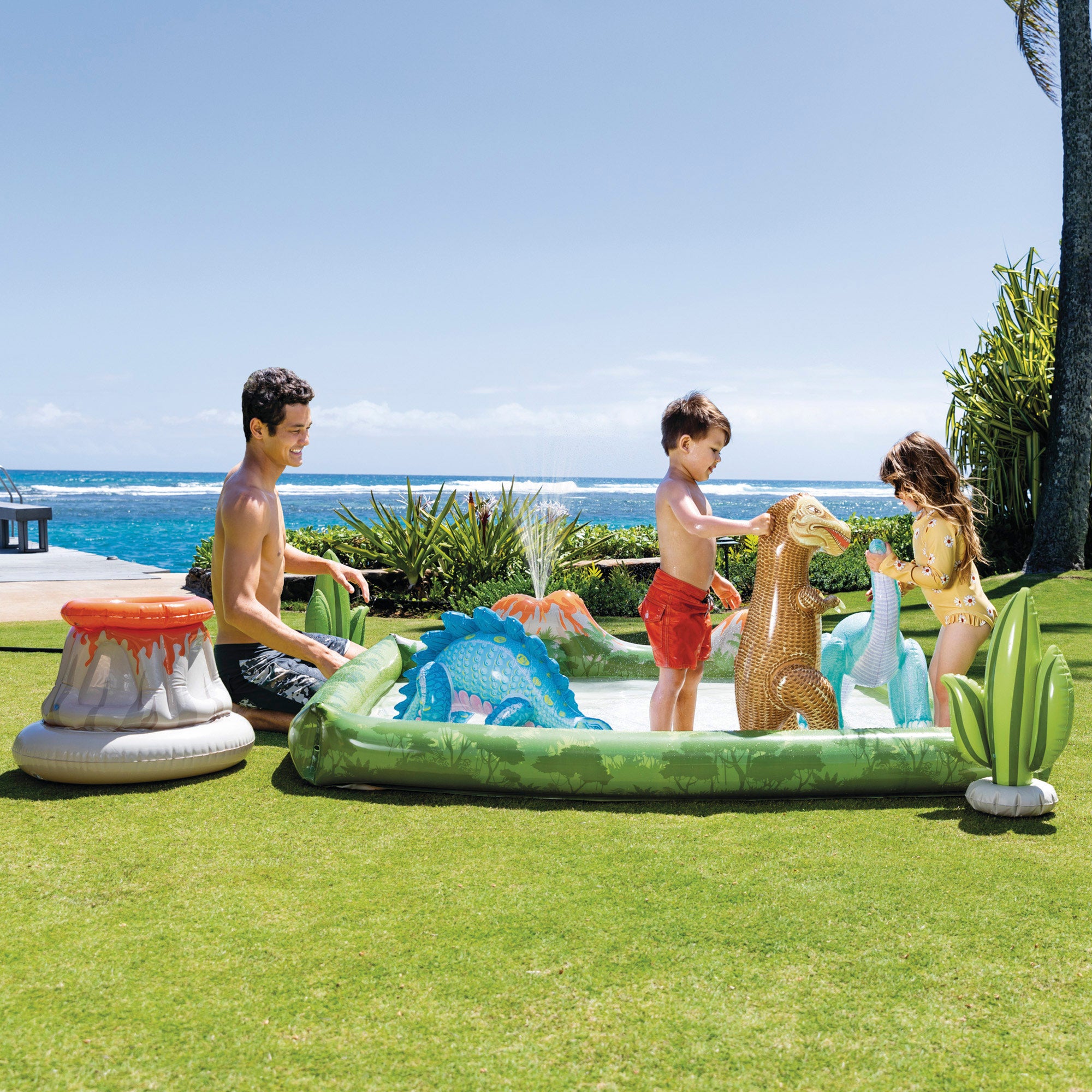 INTEX Centro de juegos hinchable agua dinosaurios con aspersor, juego de bolas e hinchables