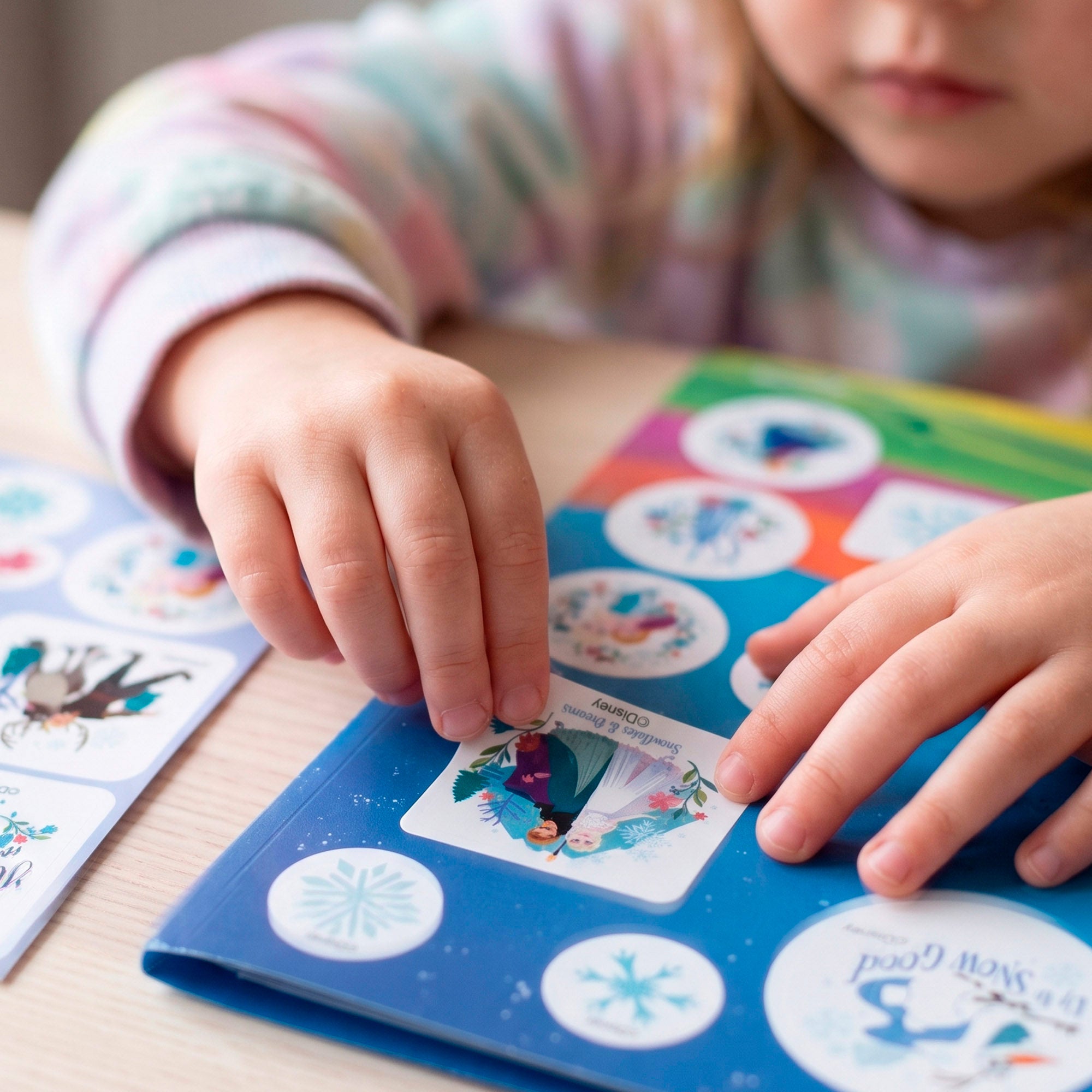Frozen Set de dibujo 80 piezas + 3 años