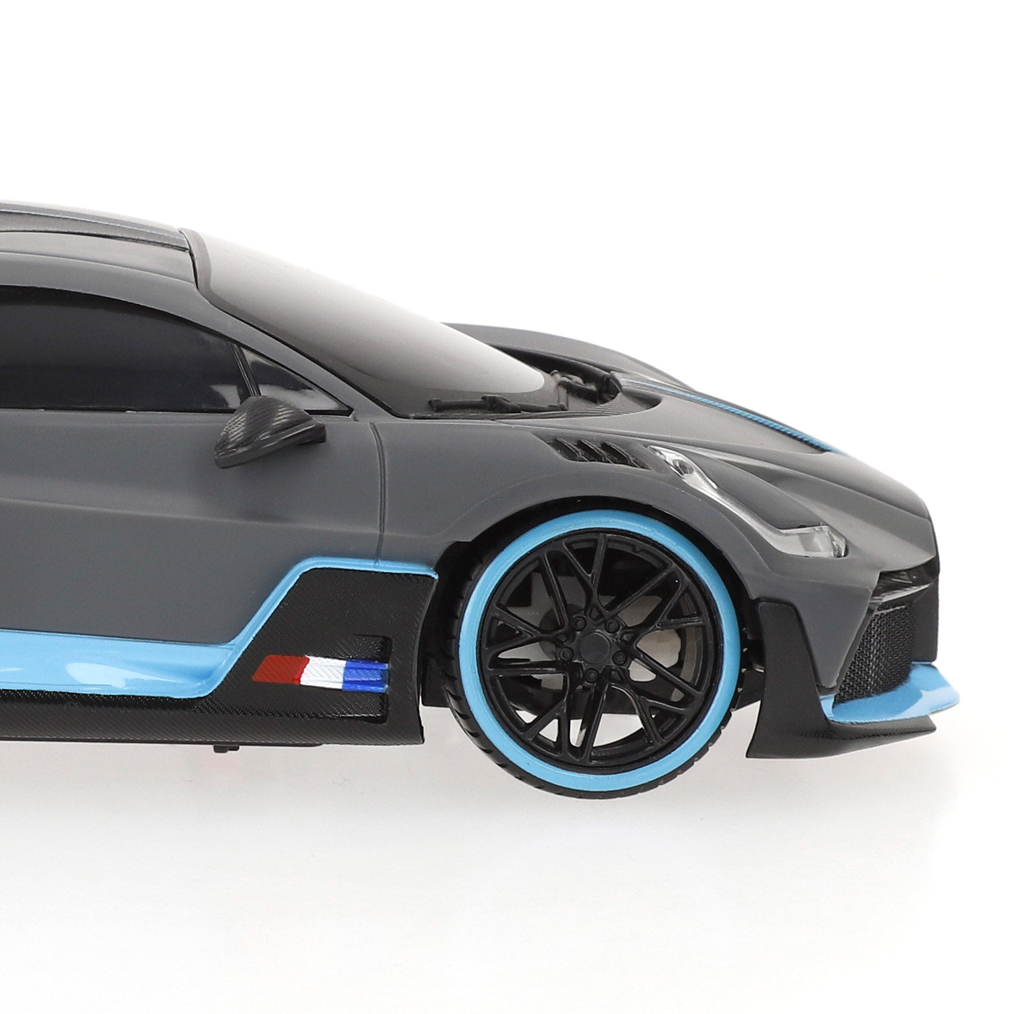 Carro telecomandado Maisto Bugatti Divo 1:24