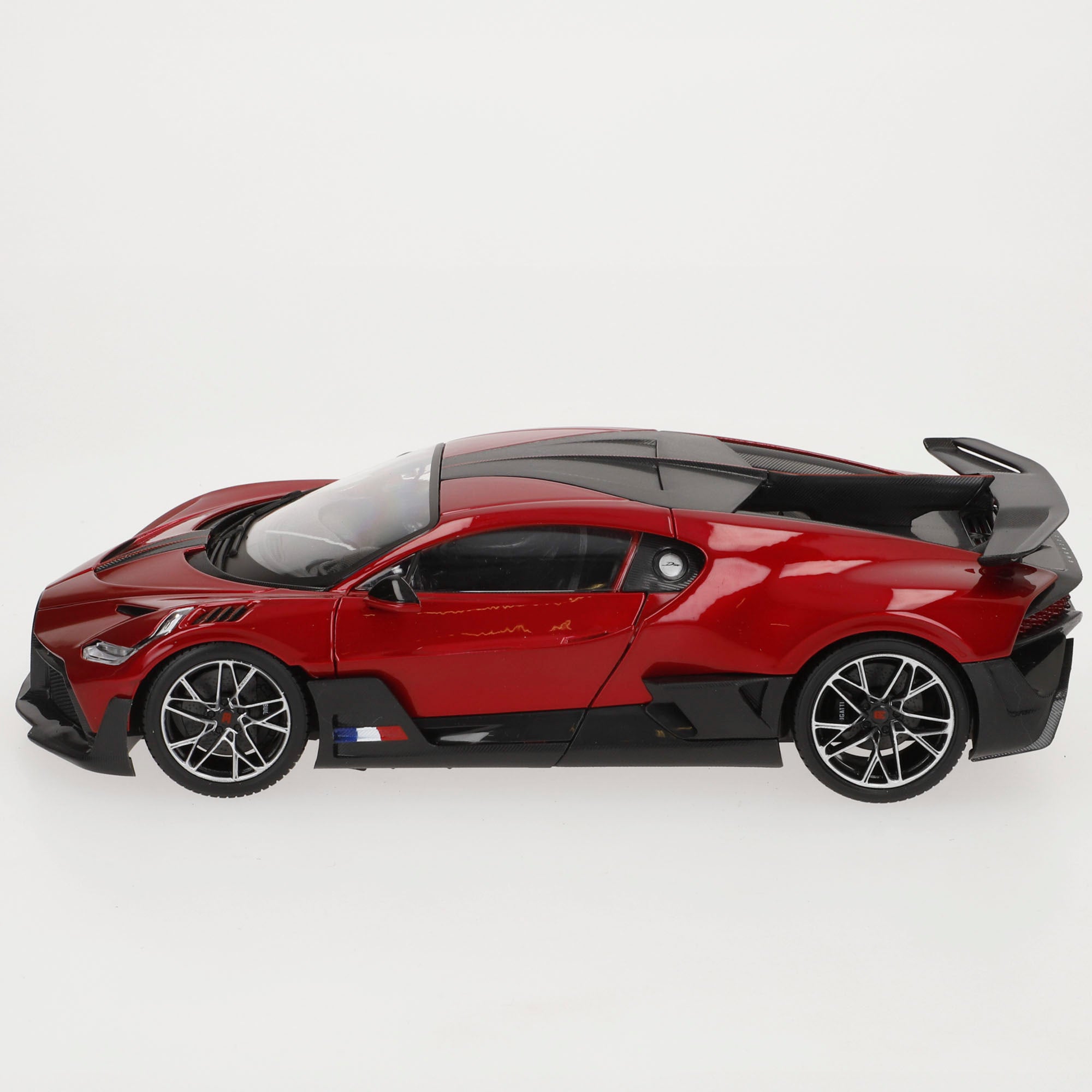 Burago Maqueta Coche Bugatti Divo 1:18