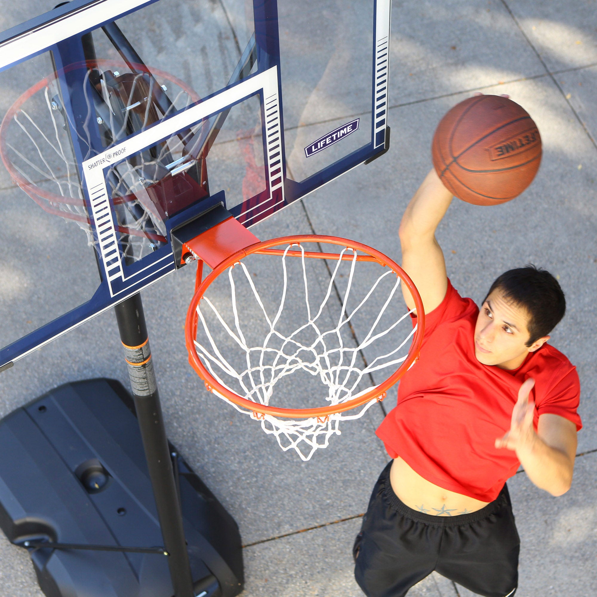 Canasta baloncesto ultrarresistente LIFETIME altura regulable 244/305 cm uv100